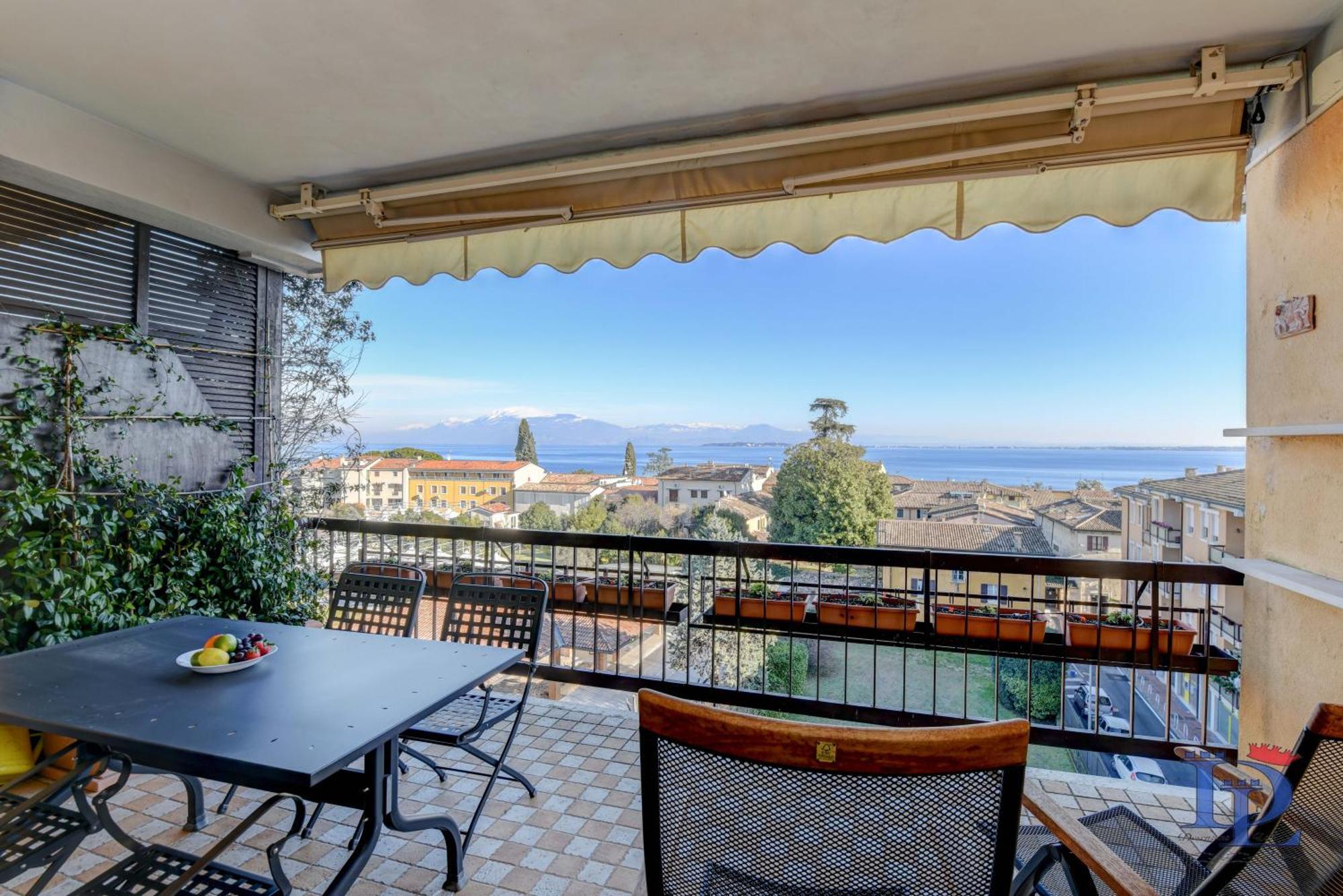 Desenzanoloft Official Partner Marriott Homes & Villas -Ciao Lago Family Apartment Desenzano del Garda Buitenkant foto
