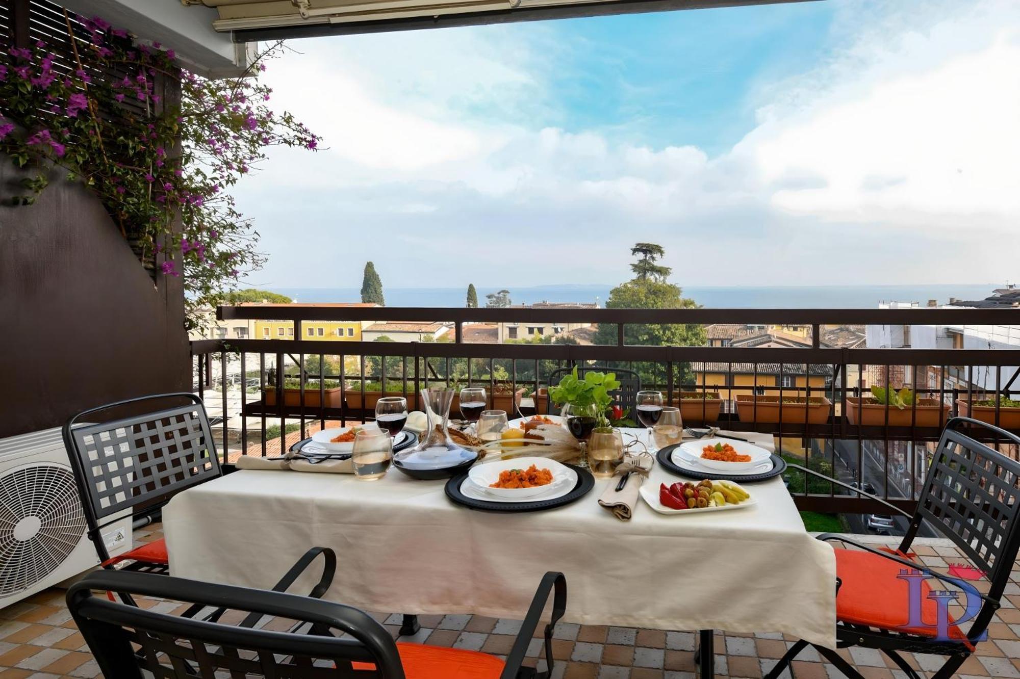 Desenzanoloft Official Partner Marriott Homes & Villas -Ciao Lago Family Apartment Desenzano del Garda Buitenkant foto